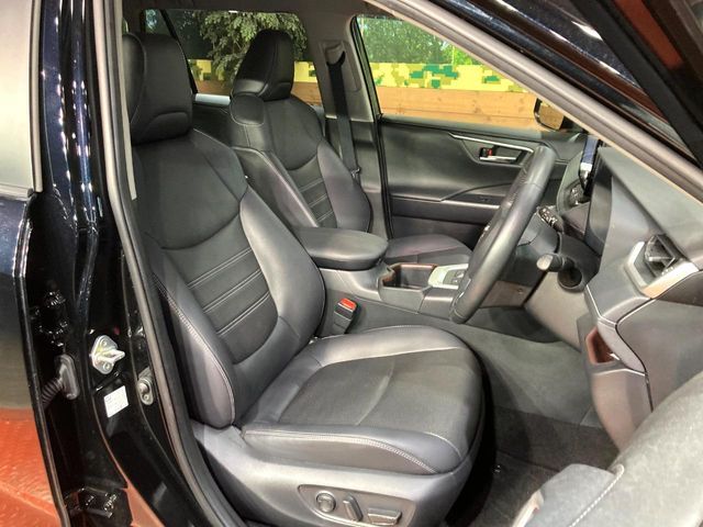 TOYOTA RAV4 HYBRID 4WD 2024 Image 31