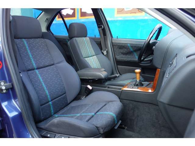 ALPINA B3 LIMOUSINE 1997 Image 31