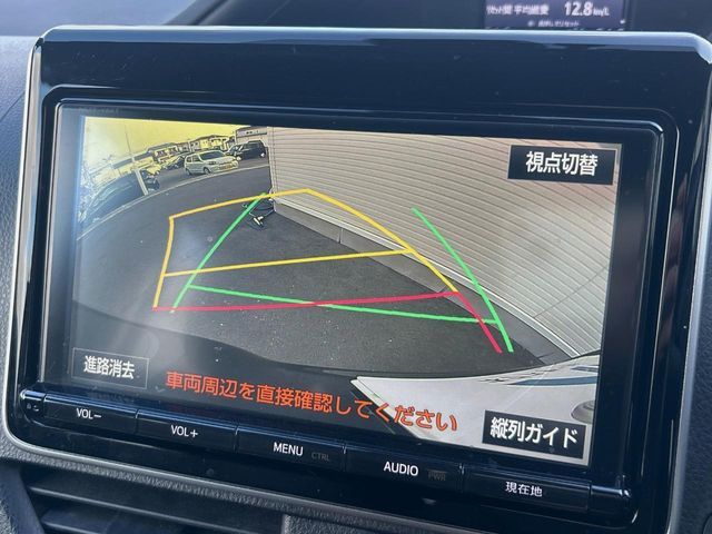 TOYOTA VOXY HYBRID 2017 Image 31