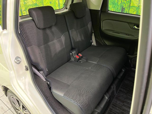 DAIHATSU MOVE CUSTOM 2015 Image 31