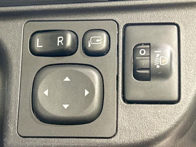 TOYOTA AQUA 2014 Image 31