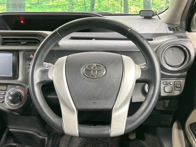 TOYOTA AQUA 2014 Image 31