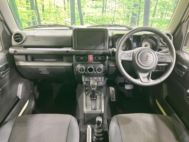 SUZUKI JIMNY NOMADE 2025 Image 31