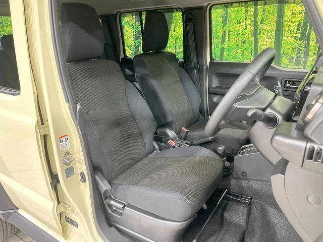 SUZUKI JIMNY NOMADE 2025 Image 31