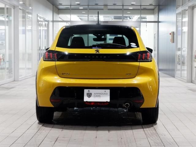 PEUGEOT 208 2021 Image 31