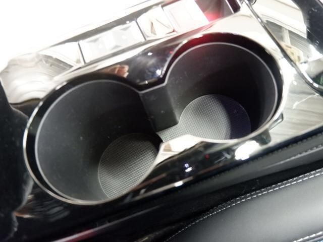 PEUGEOT 208 2021 Image 31