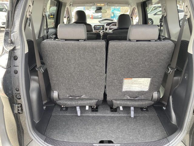 TOYOTA SIENTA 2018 Image 31