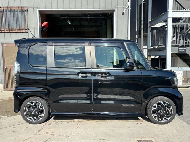 HONDA N BOX CUSTOM 2018 Image 31