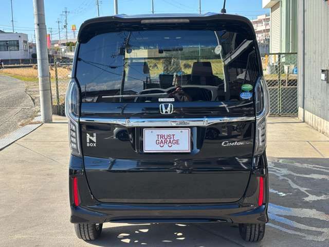 HONDA N BOX CUSTOM 2018 Image 31