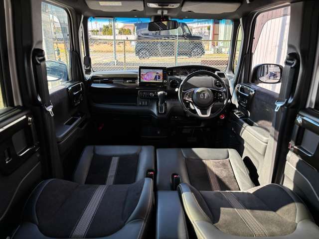 HONDA N BOX CUSTOM 2018 Image 31