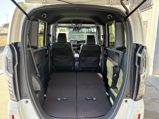 HONDA N BOX CUSTOM 2018 Image 31