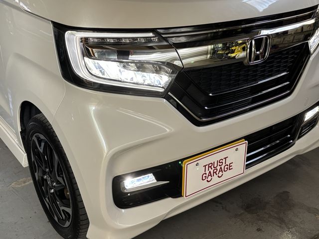 HONDA N BOX CUSTOM 2018 Image 31