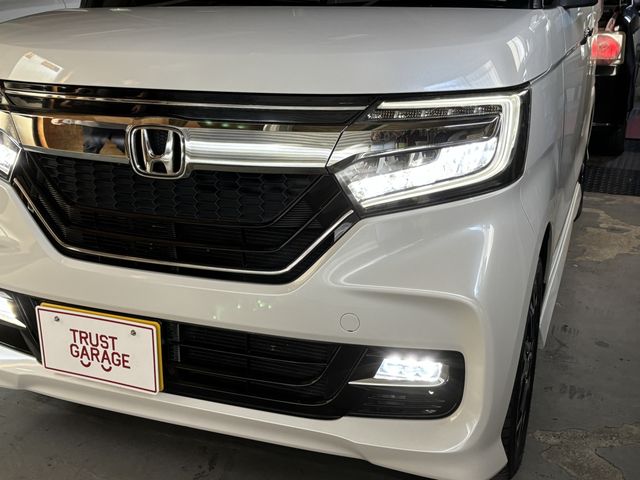 HONDA N BOX CUSTOM 2018 Image 31