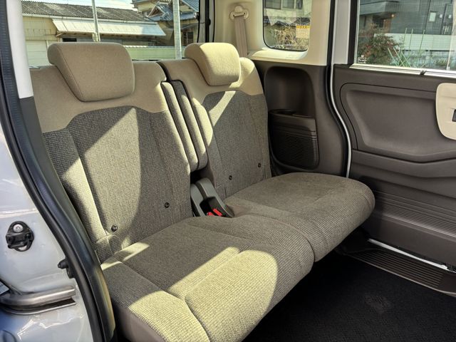 HONDA N BOX 2020 Image 31