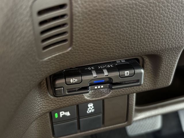 HONDA N BOX 2020 Image 31