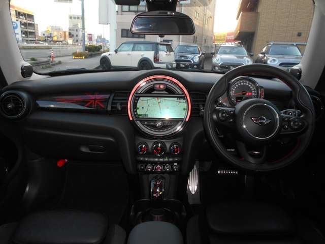 BMW MINI COOPER S 2018 Image 31