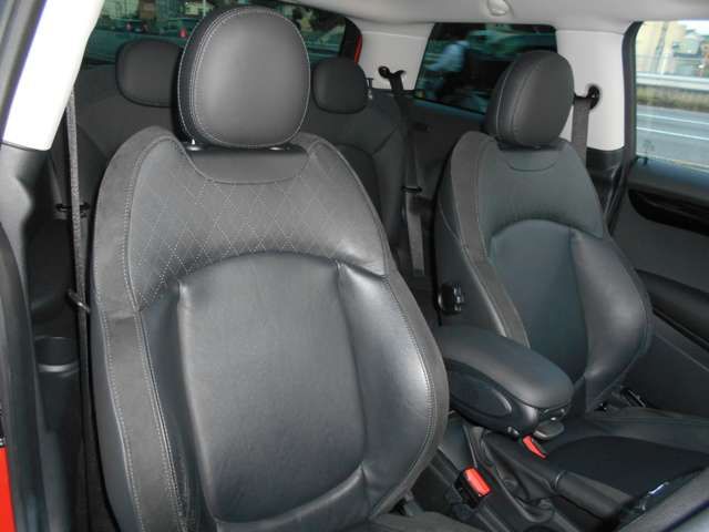 BMW MINI COOPER S 2018 Image 31