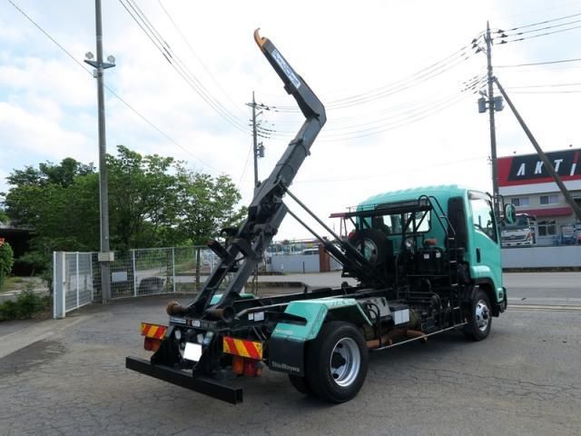 ISUZU FORWARD 2017 Image 31