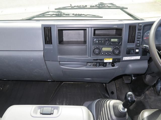 ISUZU FORWARD 2017 Image 31