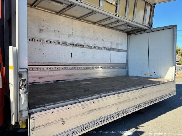 MITSUBISHI FUSOU FIGHTER 2017 Image 31