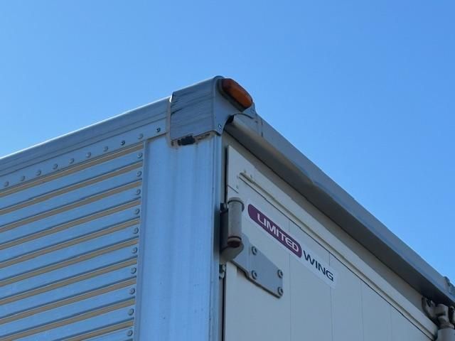 MITSUBISHI FUSOU FIGHTER 2017 Image 31