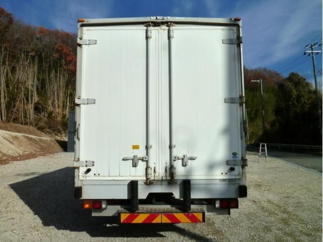 MITSUBISHI FUSOU FIGHTER 2015 Image 31