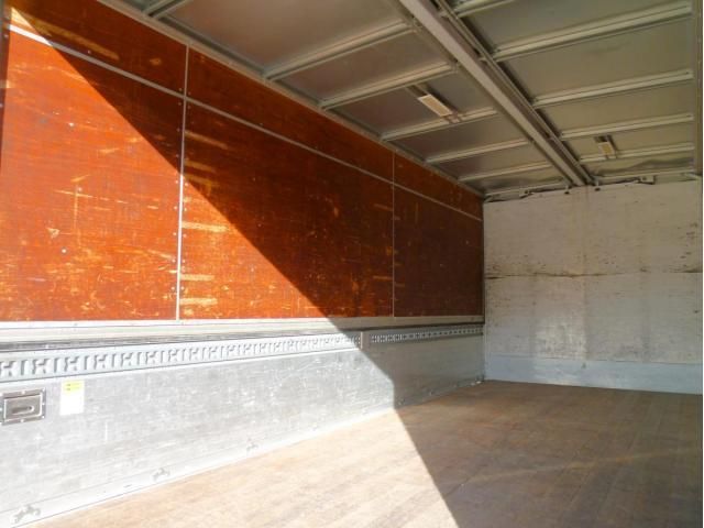 MITSUBISHI FUSOU FIGHTER 2015 Image 31