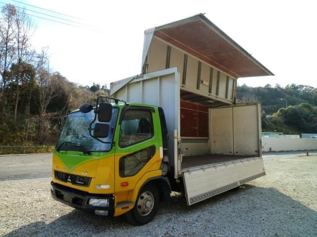 MITSUBISHI FUSOU FIGHTER 2015 Image 31