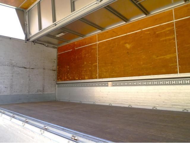 MITSUBISHI FUSOU FIGHTER 2015 Image 31