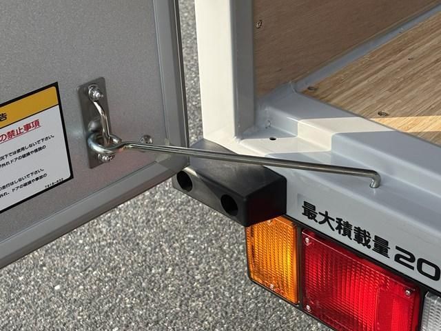 ISUZU ELF 2025 Image 31