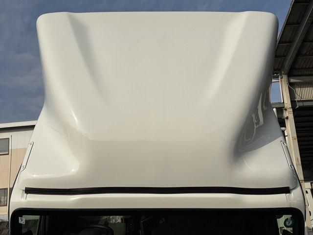 ISUZU ELF 2025 Image 31