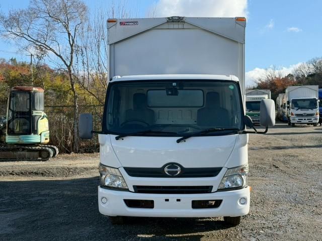 HINO DUTRO 2014 Image 31