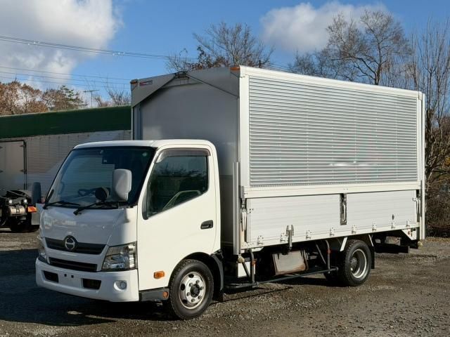 HINO DUTRO 2014 Image 31