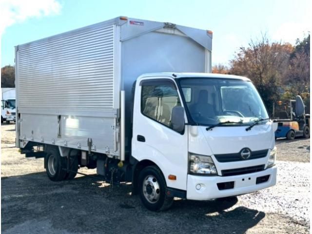 HINO DUTRO 2014 Image 31