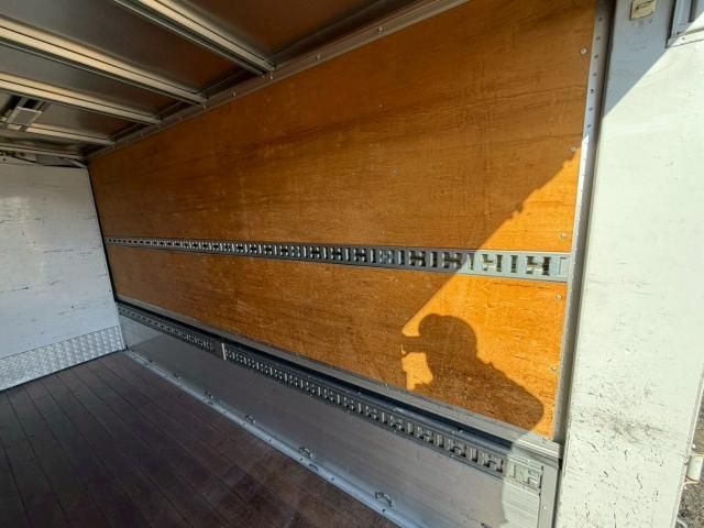 HINO DUTRO 2014 Image 31