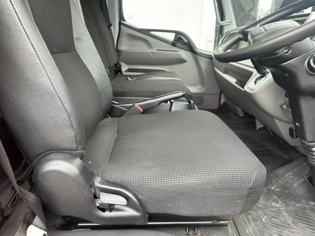 MITSUBISHI CANTER 2020 Image 31