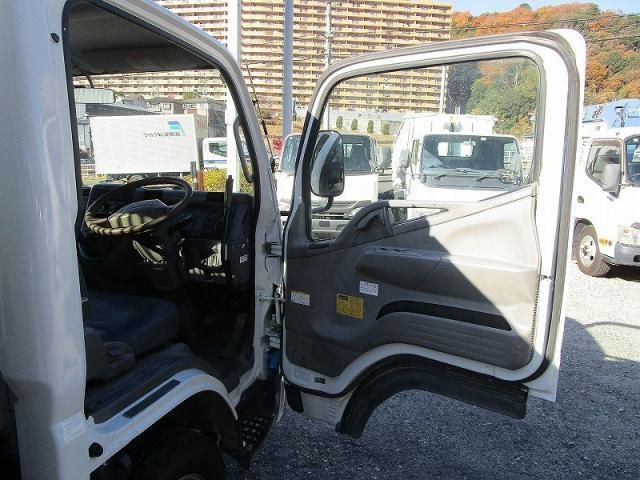 MITSUBISHI CANTER 2008 Image 31