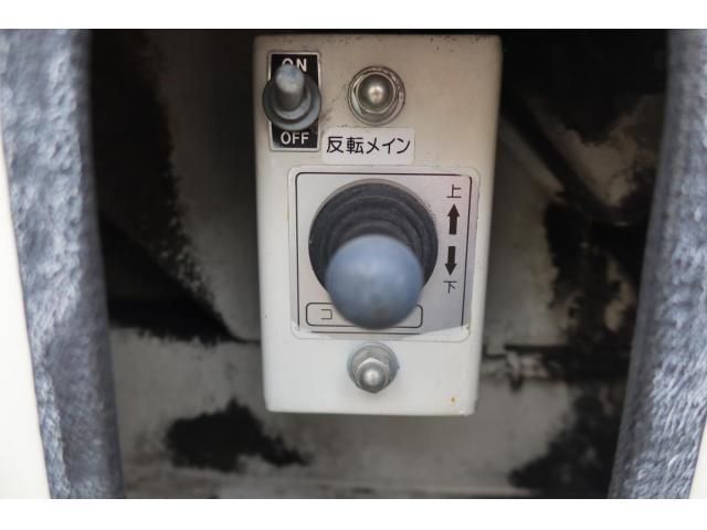 HINO DUTRO 2012 Image 31