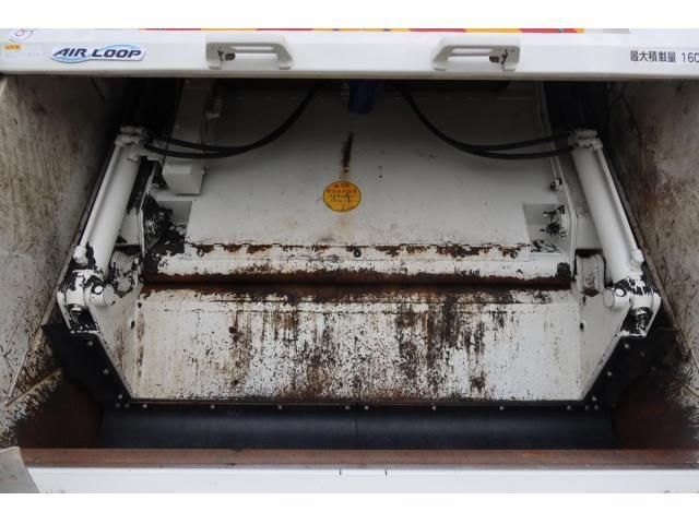 HINO DUTRO 2012 Image 31