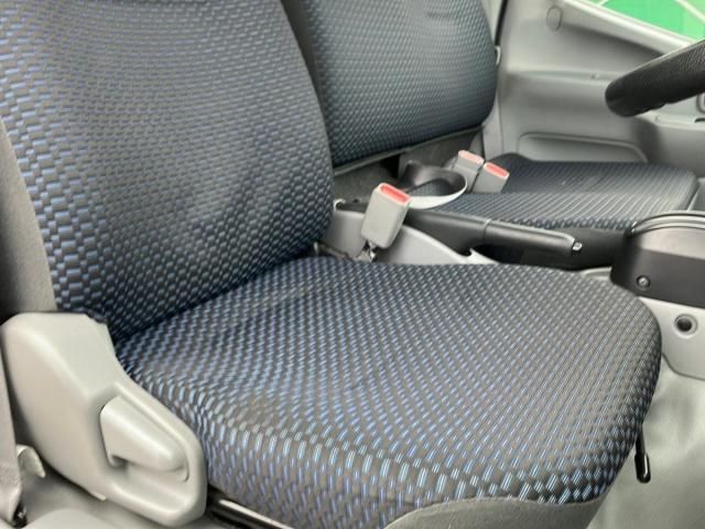 HINO DUTRO 2020 Image 31