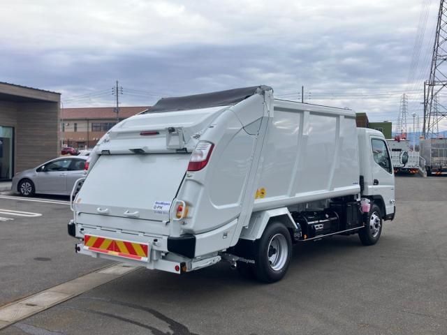 MITSUBISHI CANTER 2025 Image 31