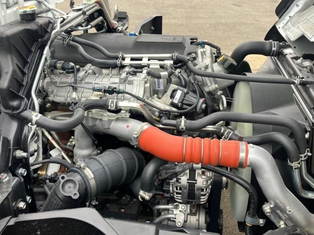 MITSUBISHI CANTER 2025 Image 31