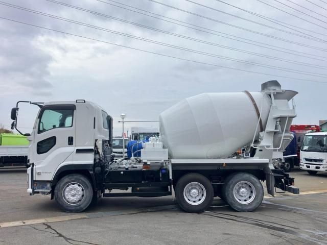 ISUZU GIGA 2023 Image 31