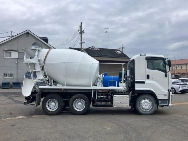 ISUZU GIGA 2023 Image 31