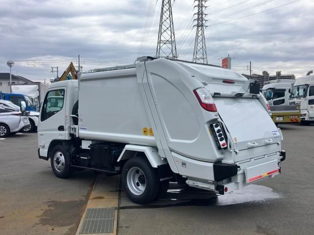 MITSUBISHI CANTER 2025 Image 31