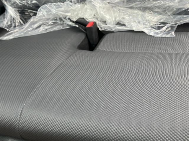 MITSUBISHI CANTER 2025 Image 31