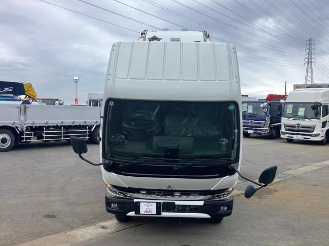 MITSUBISHI CANTER 2025 Image 31