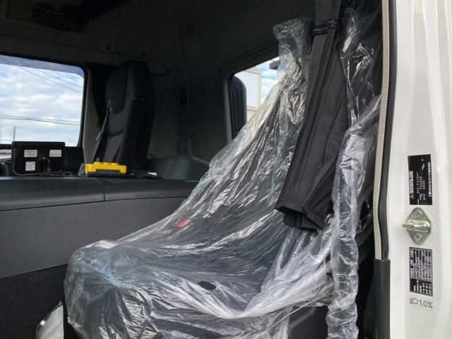 MITSUBISHI FUSOU SUPER GREAT 2023 Image 31