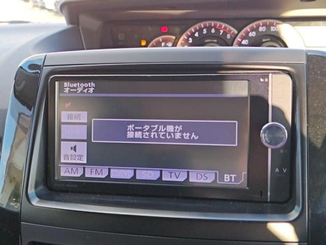 TOYOTA VOXY 2013 Image 31