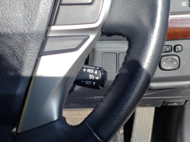 TOYOTA MARK X 2013 Image 31